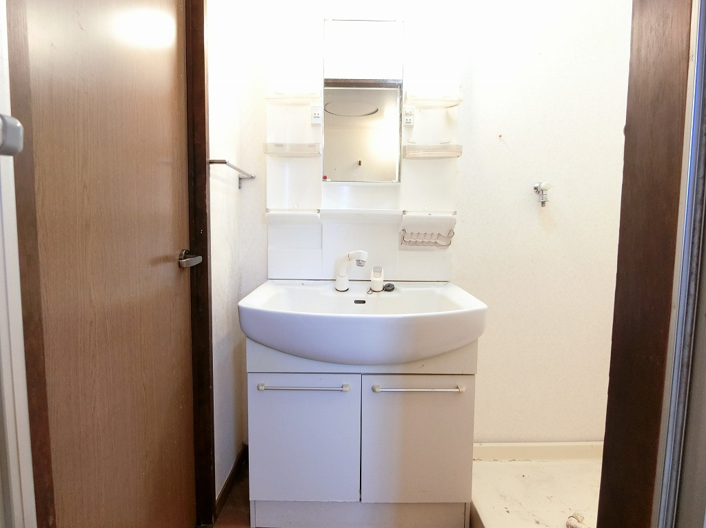 メゾンドールMURATAの洗面所|スペースが確保できる洗面所です