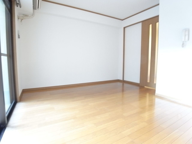【居間・リビング】 | フォルビート博多
