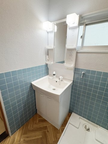 【独立洗面台】