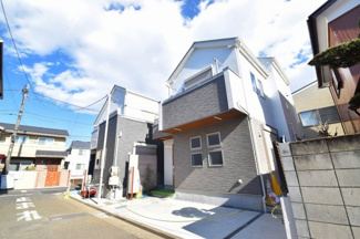 【前面道路含む現地写真】 | 現地見学や資料請求などお気軽にお問合せ下さい。
周辺環境とあわせて現地もご案内致します。