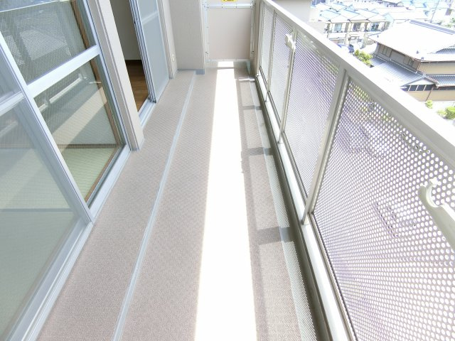ボナージュ石橋のバルコニー|同物件別部屋イメージ写真