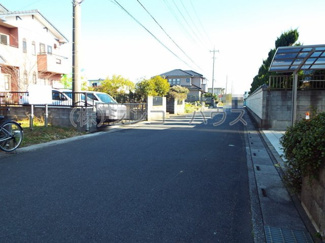 【前面道路含む現地写真】