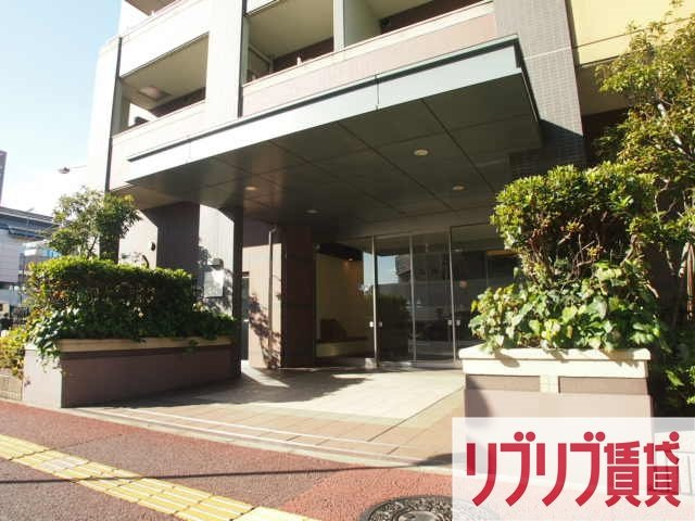 千葉ポートイーストのエントランス