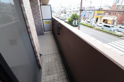 【バルコニー】 | リーガル大阪城東