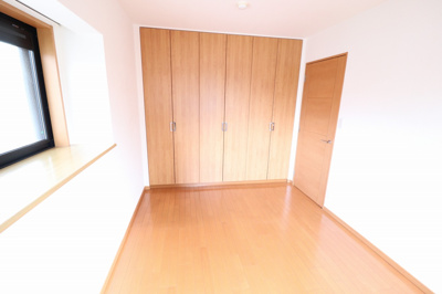 【寝室】 | リーガル大阪城東