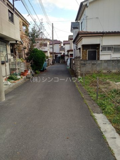 【前面道路含む現地写真】