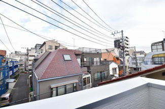 【展望】 | バルコニーからは開放的な景色が眺められます。