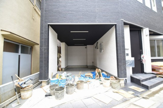 【駐車場】 | 現地見学や資料請求などお気軽にお問合せ下さい。
周辺環境とあわせて現地もご案内致します。