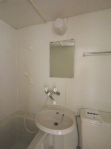 【洗面所】
