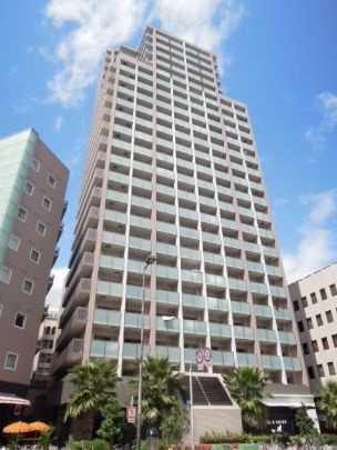 エグゼレジデンスタワーの外観