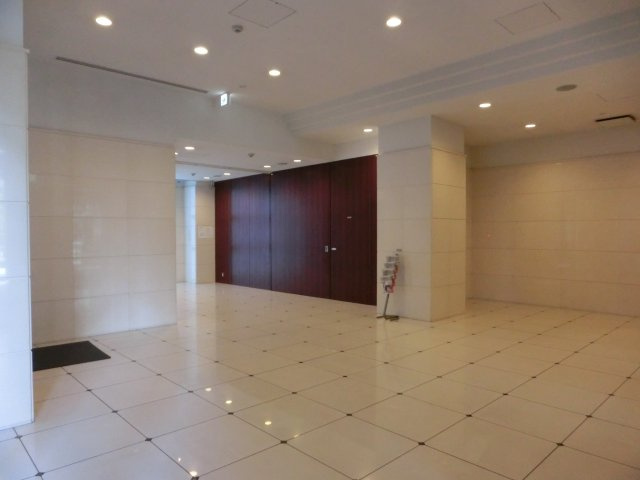 エグゼレジデンスタワーのロビー