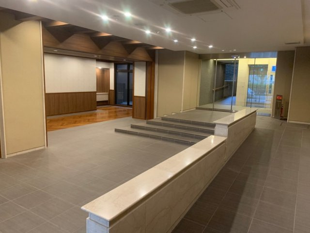 リソシエ四条クロスコートのエントランス