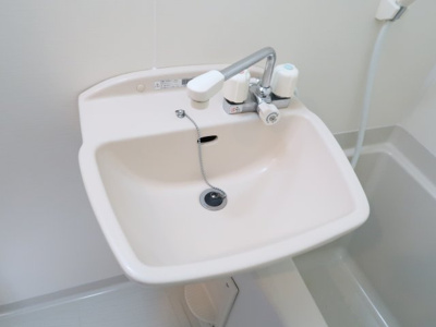 【洗面所】 | 白楽プラザ | 洗面所です