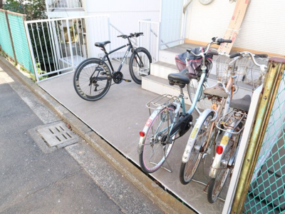 【駐車場】 | 白楽プラザ | 駐輪場