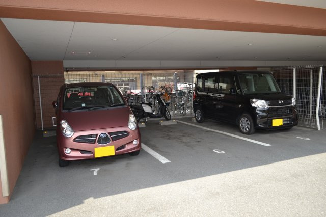 タートル・ネージュの駐車場|駐車場