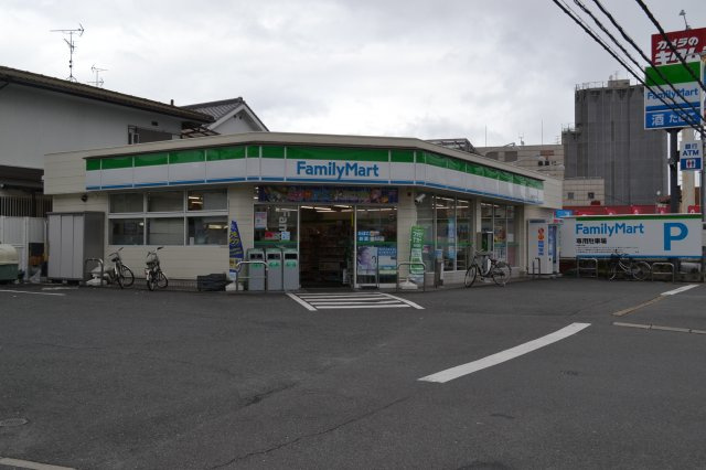 タートル・ネージュの周辺|近くのコンビニエンスストアー