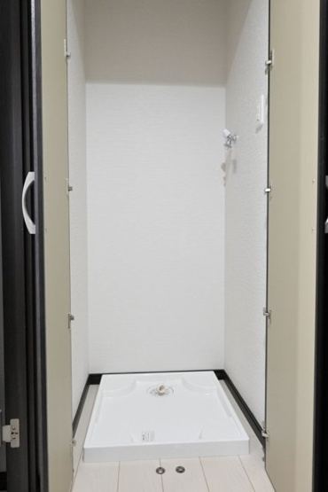 【設備】 | Comfort南千住 | 室内洗濯機置場