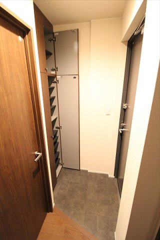 【玄関】