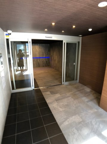 エステムプラザとうきょうスカイツリー駅のエントランス|エステムプラザとうきょうスカイツリー駅