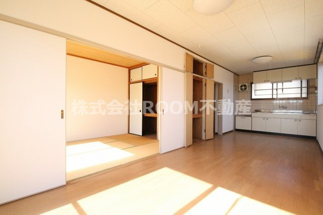 メゾン北原の居間・リビング|ゆったりとしたリビングです