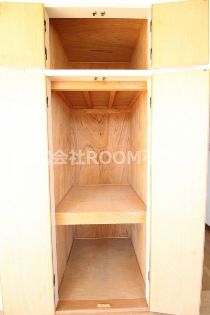 メゾン北原の収納|こまごまとしたものを収納できそうですね