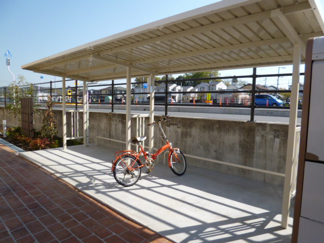 倉敷市中庄のアパートのその他共用部分|自転車置き場