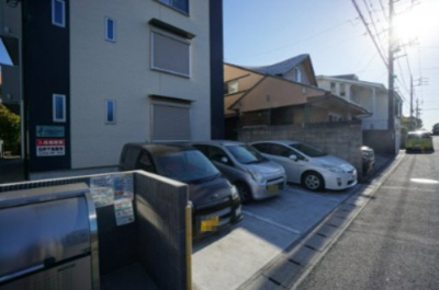 【駐車場】 | カーサルーチェ