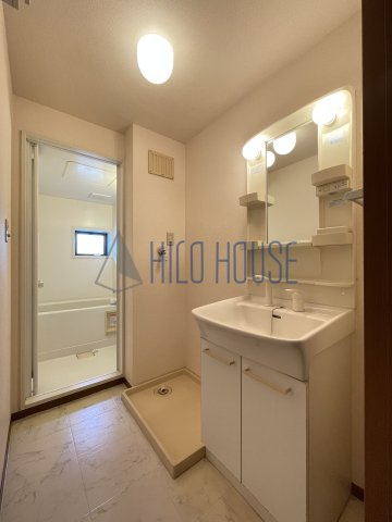 ハイカムール・シアンの洗面所