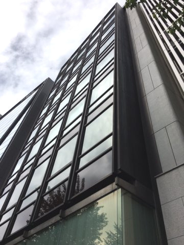 新宿区市谷本村町の事務所