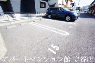 【駐車場】