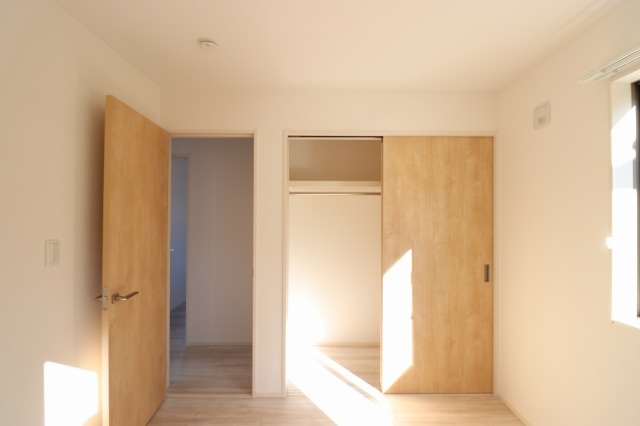 神田貸家の洋室