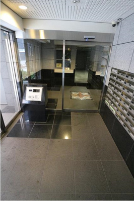 【エントランス】 | VIDA日本橋EAST