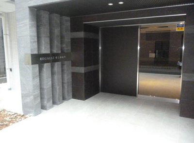 【エントランス】 | REGALIZ愛宕御成門