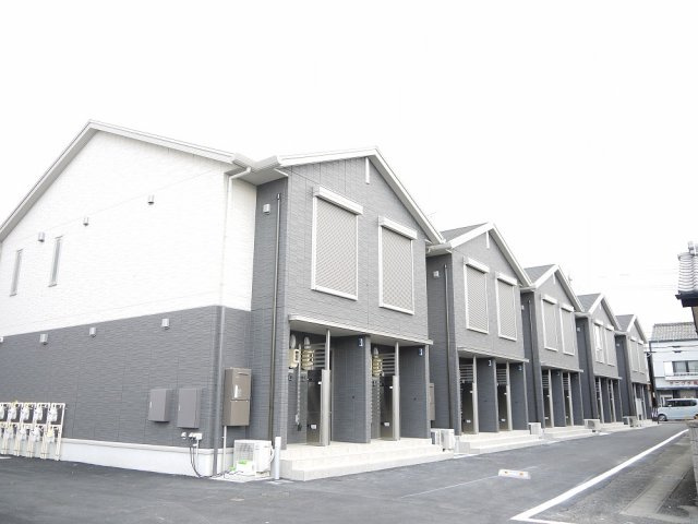 津市上浜町２丁目のアパート