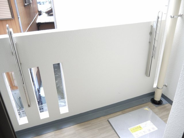 High Jumpのバルコニー