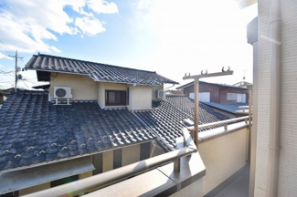 【展望】 | バルコニーからは開放的な景色が眺められます。