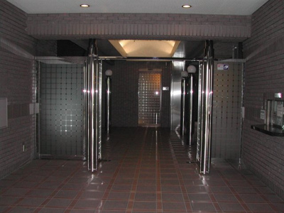 【エントランス】 | ナイスアーバン横濱駅東館