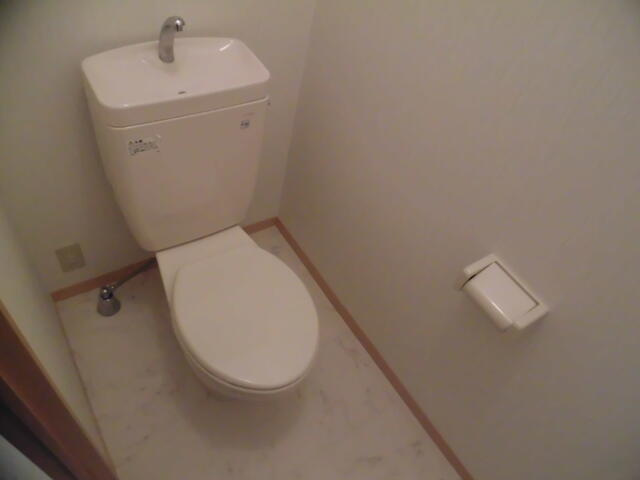 【トイレ】 | 別部屋写真　色違い