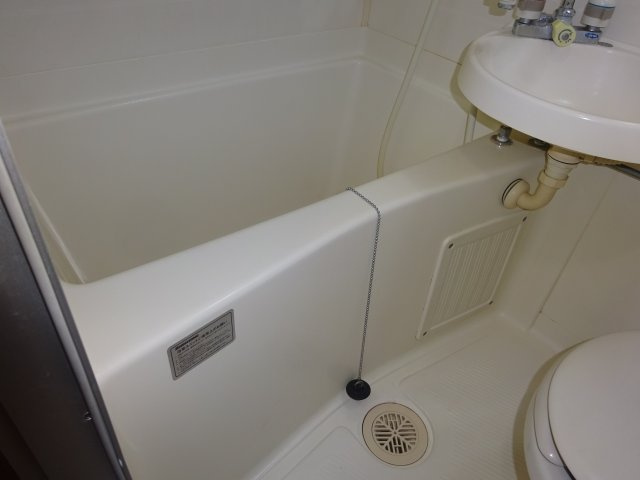 ウエスト北小岩の浴室