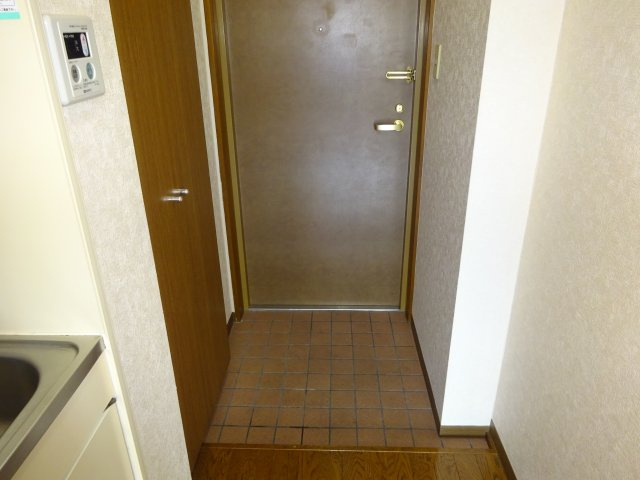 ウエスト北小岩の玄関