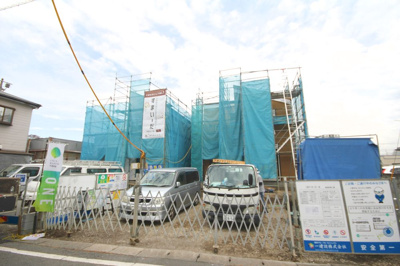 【前面道路含む現地写真】 | 戸ヶ崎2丁目2棟現場　南道路　1号棟