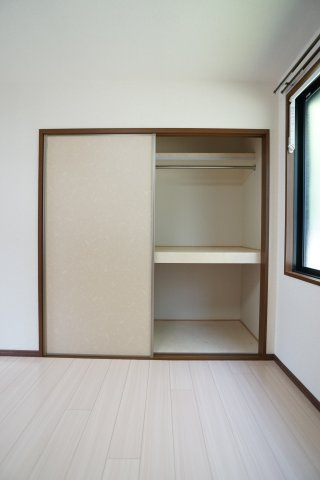 グランメールⅠ番館の収納|洋室6.2の収納♪