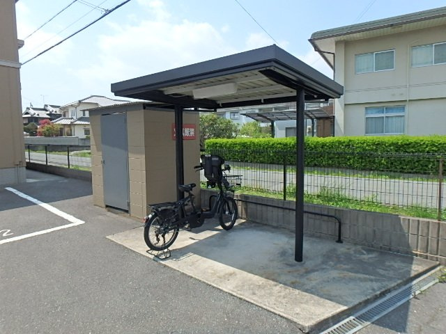 シャーメゾン大中のエントランス