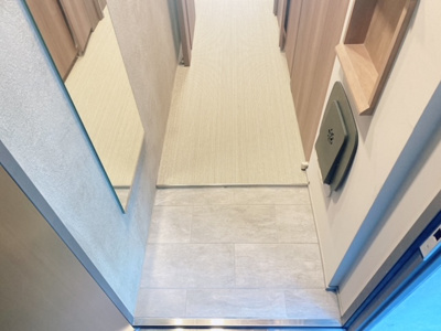 【玄関】 | est Largo KOMAZAWAⅡ