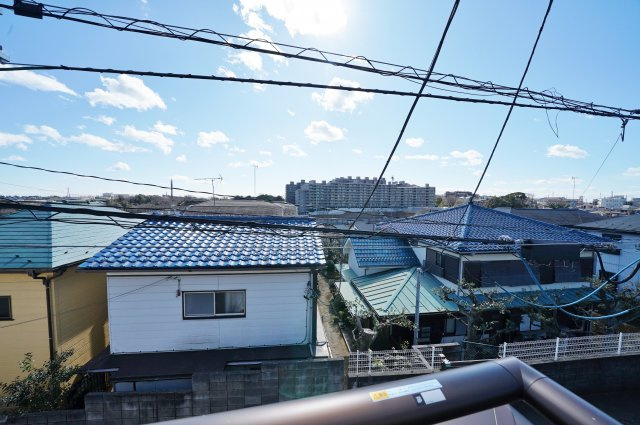 上星川駅から徒歩１１分！隣地通路と前面道路４ｍの3方角地のような開放感♪保土ヶ谷区仏向西　新築戸建ての展望