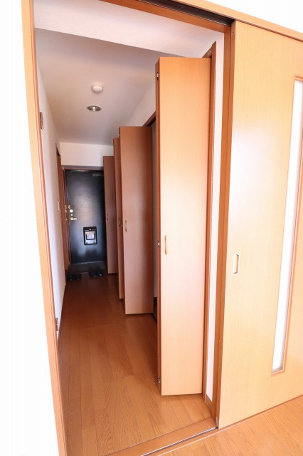 メゾンドフォンテヌのその他|廊下