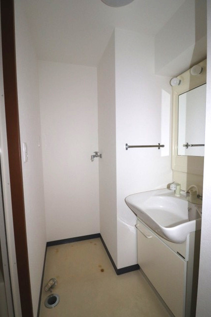 メゾンドフォンテヌのその他|室内洗濯機置場