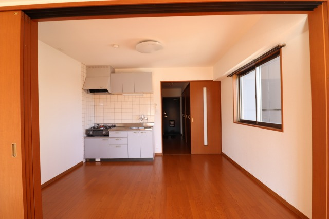 メゾンドフォンテヌのキッチン|6.7DK