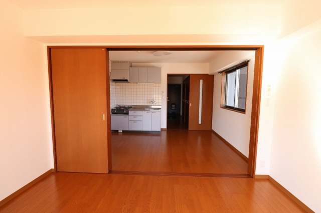 メゾンドフォンテヌの洋室|6.5洋