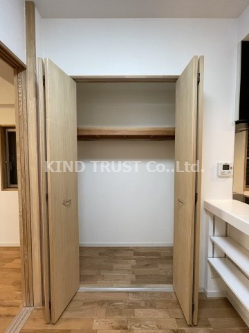 FUKUE BLD　松ヶ枝町の収納|大きなものも収納できそうです